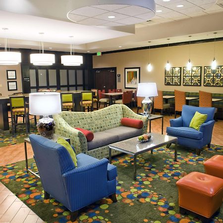 Hampton Inn Evansville Airport Exterior foto